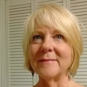 Meet your Posher, Debra